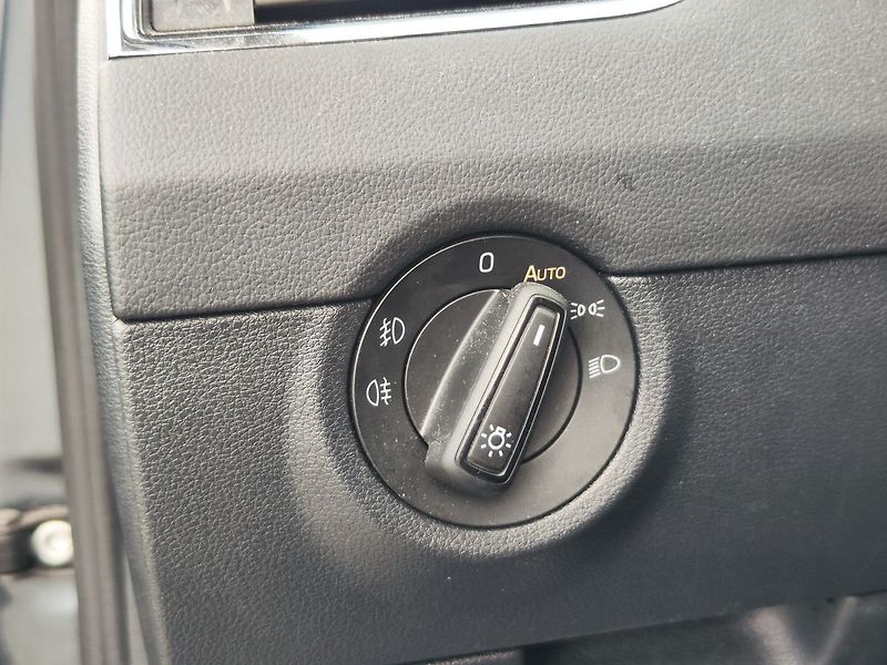 Škoda Octavia 2.0 TSI/140kW Style DSG - fotka 30 z 32