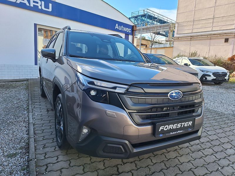 Subaru Forester (2026) Touring -87.000 Kč - fotka 2 z 7