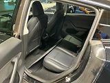 Tesla Model Y PERFORMANCE 393kw 21ALU 94,0% - náhled 7