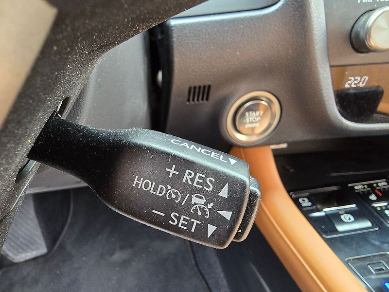 Lexus RX 300 2.0 175kW 4x4 1.Maj. ČR - DPH - fotka 24 z 41