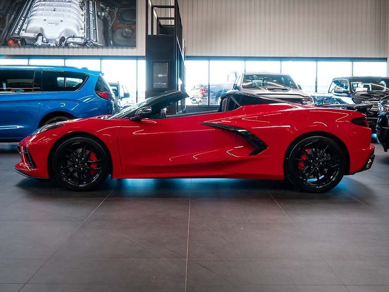 Chevrolet Corvette (2026) 6.2 Cabrio 3LT Z51 Facelift - fotka 3 z 42
