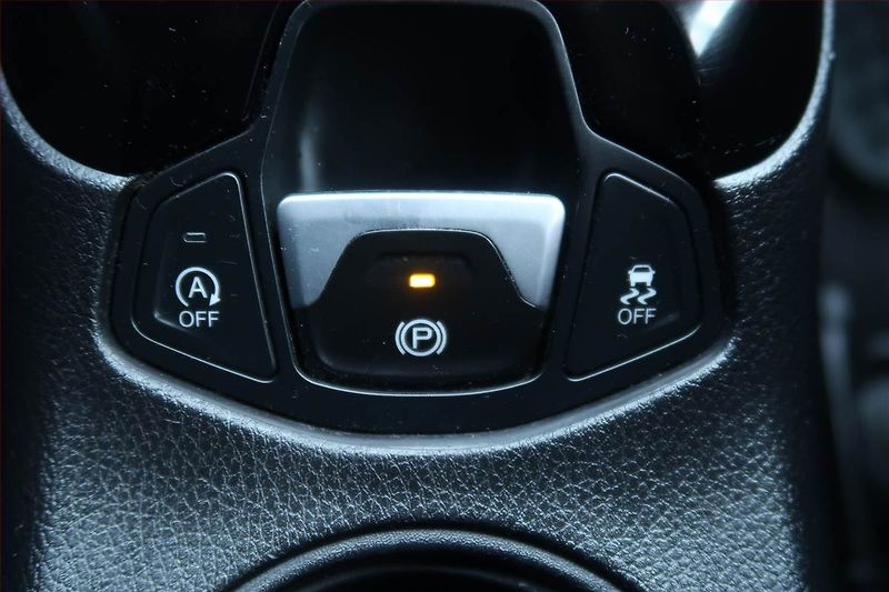 Jeep Compass (2020) 1.4 MultiAir, 4X4, Automat - fotka 24 z 24