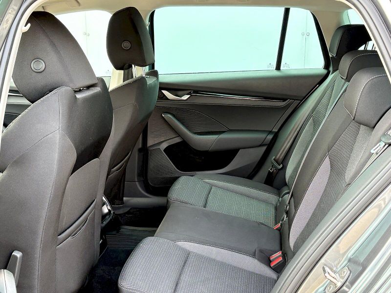 Škoda Octavia (2025) Combi 1.5 TSI / 85 kW / SELECT - fotka 21 z 31