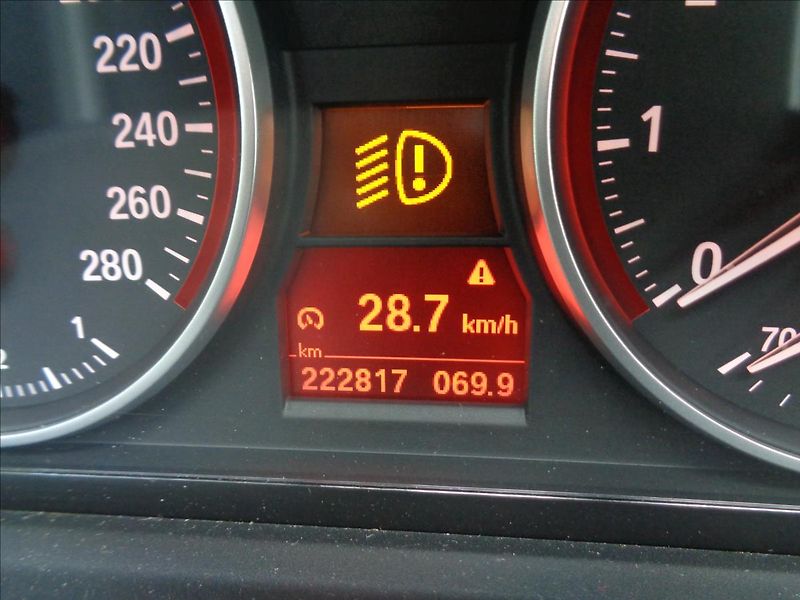 BMW Řada 3 2,5 - fotka 15 z 17