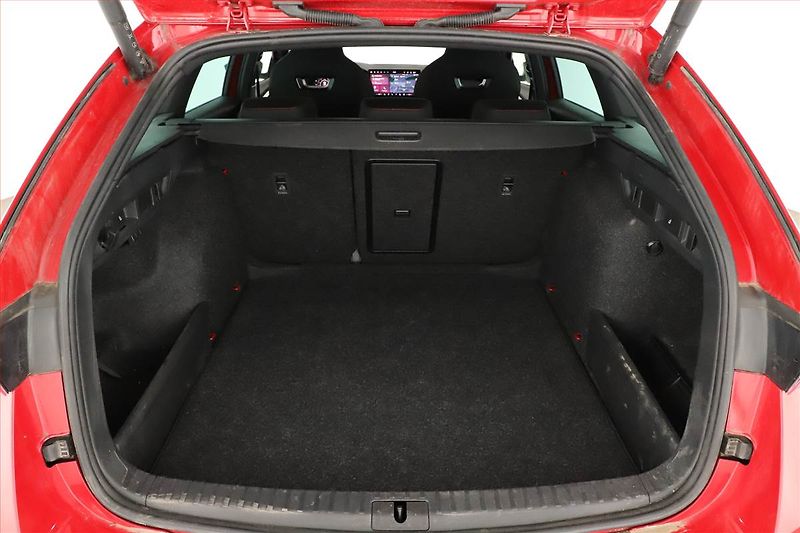 Škoda Octavia (2025) RS 2.0 TSI, RS, Navigace - fotka 11 z 19