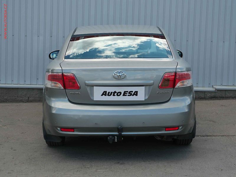 Toyota Avensis (2009) 1.8i, ČR, AC - fotka 5 z 19