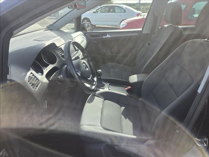 Volkswagen Golf Sportsvan 1,6 TDI 81KW  Comfortline - fotka 10 z 36