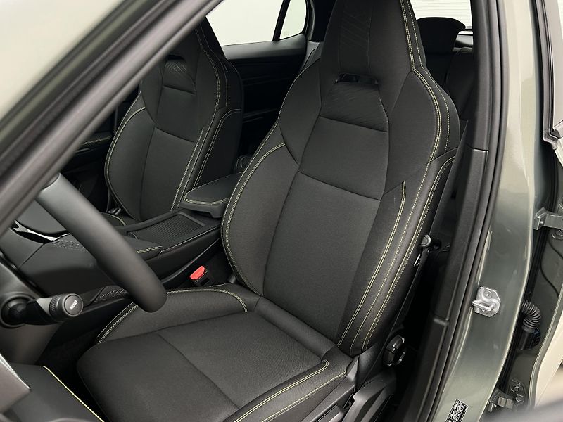 Lynk & Co 01 CORE PHEV AUT CZ 1.maj - fotka 16 z 46