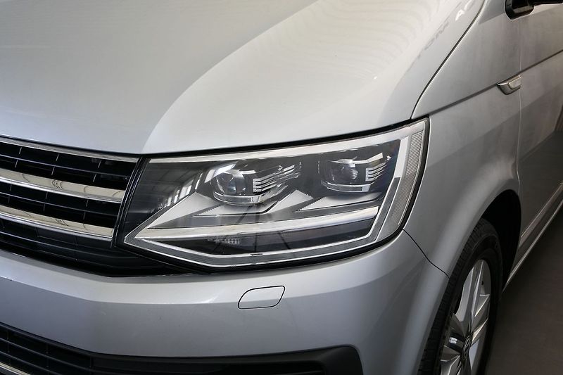 Volkswagen Multivan 2.0TDI 146KW DSG 4x4 Highline - fotka 7 z 30