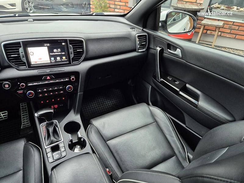 Kia Sportage (2018) 1.6T-GDi 130KW GT-line 4x4  - fotka 35 z 57