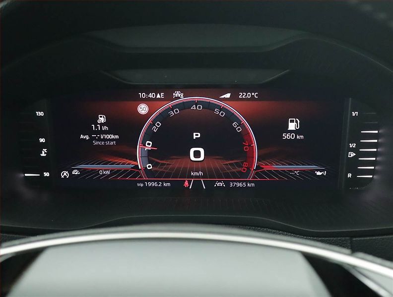 Škoda Karoq (2024) Sportline 1.5 TSI - fotka 11 z 17
