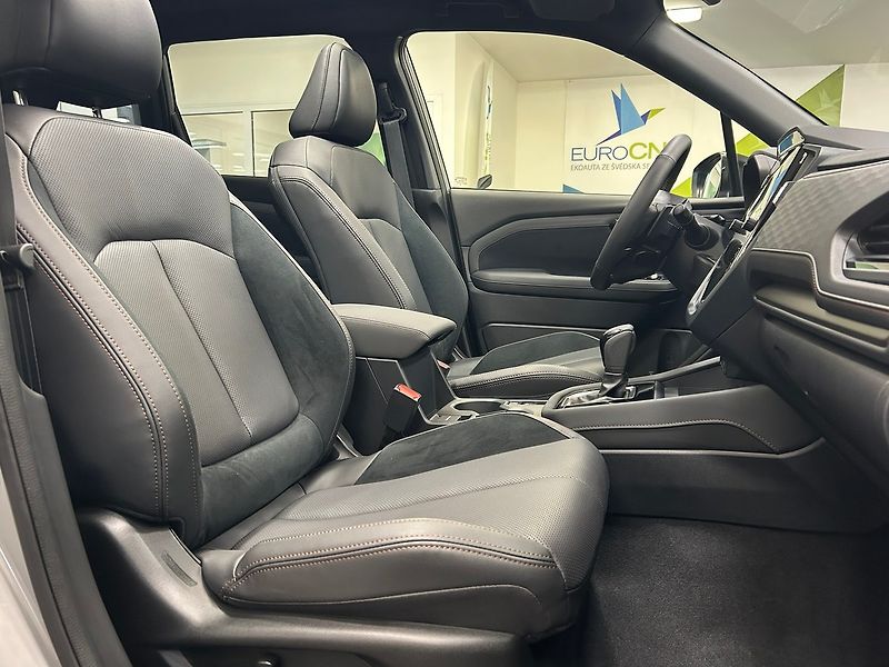 Subaru Forester (2025) 2.0 Touring 2025 4x4 nové | Zá - fotka 34 z 68
