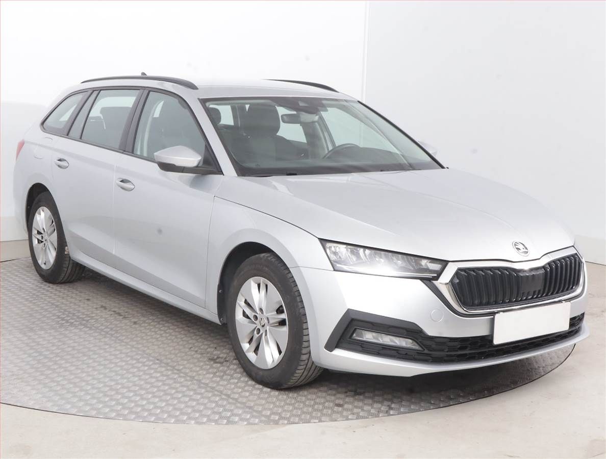 Škoda Octavia Ambition 2.0 TDI, ČR,1.maj