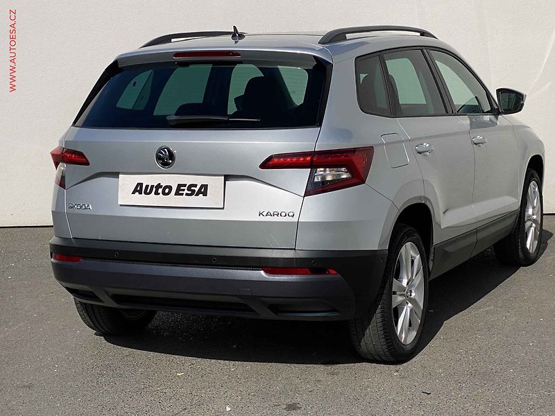 Škoda Karoq (2018) 1.0 TSi, Style, DSG, LED - fotka 4 z 20