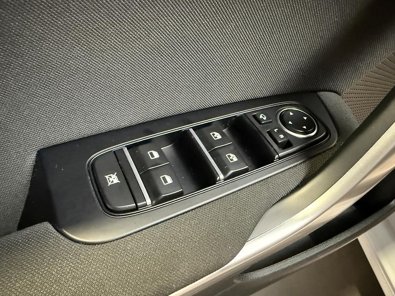 Kia Ceed 1.5 T-GDI 118kW Exclusive SW - fotka 10 z 13