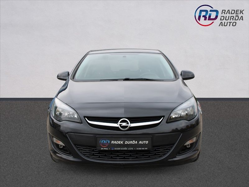 Opel Astra 1,4 i  ČR,1.MAJITEL,52TKM - fotka 2 z 21