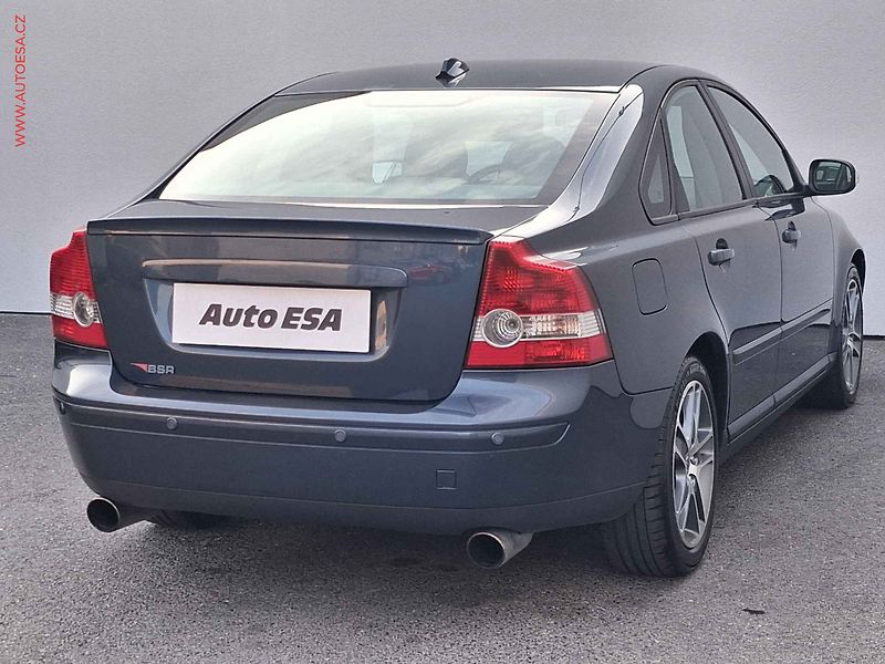 Volvo S40 (2007) 2.5 T5, 1.maj, Bixen, navi - fotka 4 z 17