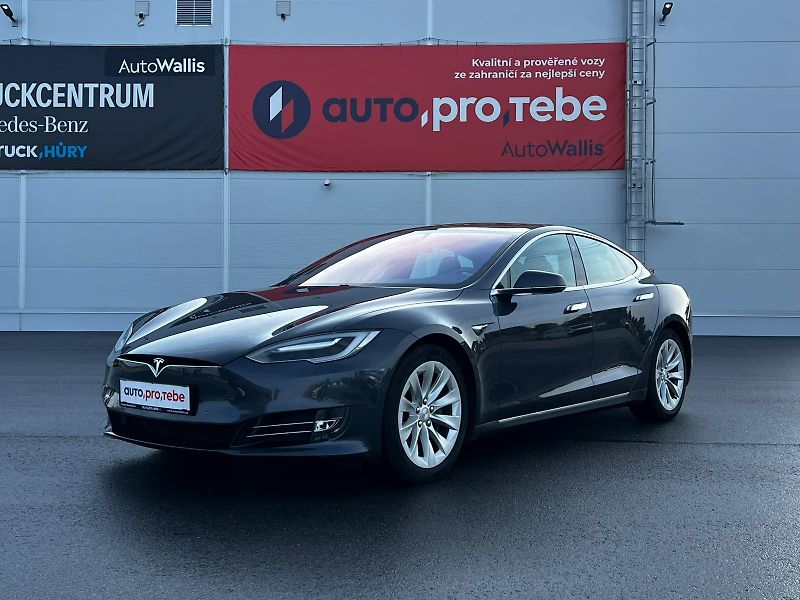 Tesla Model S 75 Business MCU2 Panorama - fotka 1 z 24