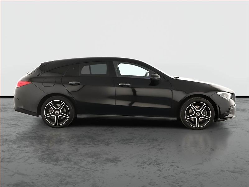 Mercedes-Benz CLA (2023) AMG Paket 250 e - fotka 6 z 29