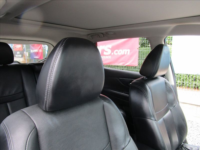 Nissan X-Trail 1.6dCi 96kW 4x4 Tekna, 1.maj. - fotka 28 z 78