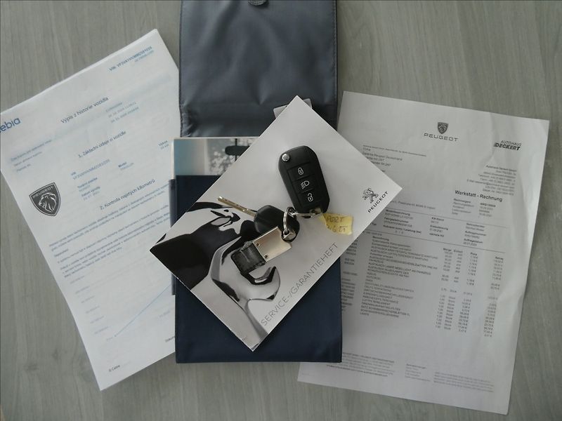Peugeot Expert 1,5 HDi 1.MAJ.,LONG,9.míst,DPH - fotka 39 z 44