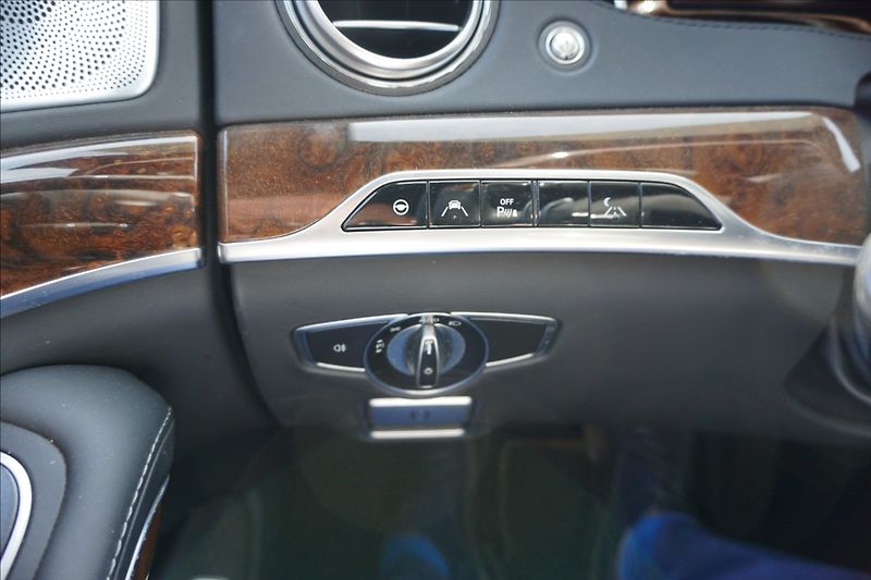 Mercedes-Benz Třídy S 3,0 S 350 BT - fotka 22 z 25