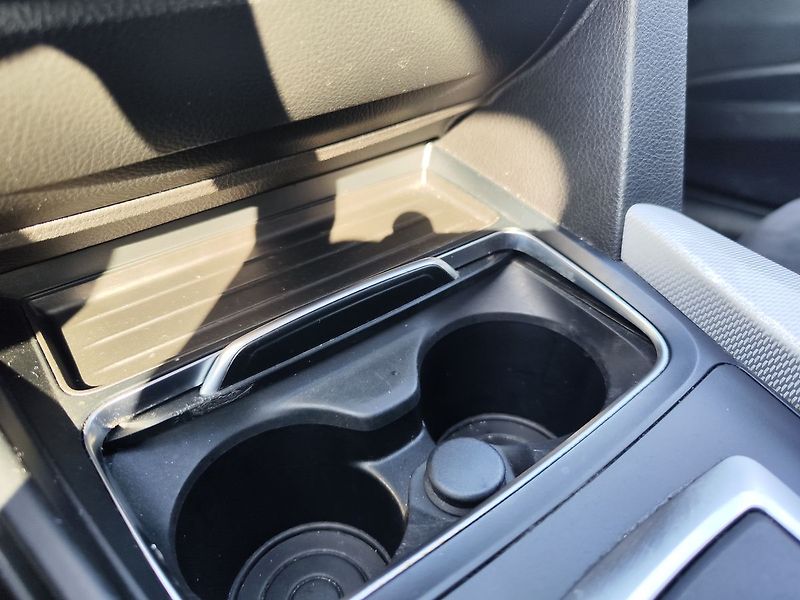 BMW Řada 3 320d/140kW xDrive M-paket ČR - fotka 20 z 32