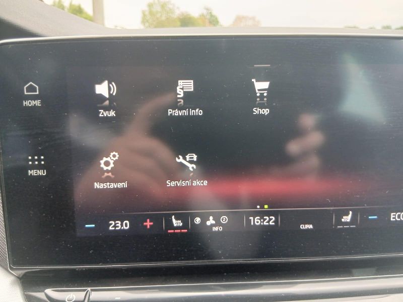 Škoda Octavia 4, iV, Plug in Hybrid, ALU 18 - fotka 36 z 66