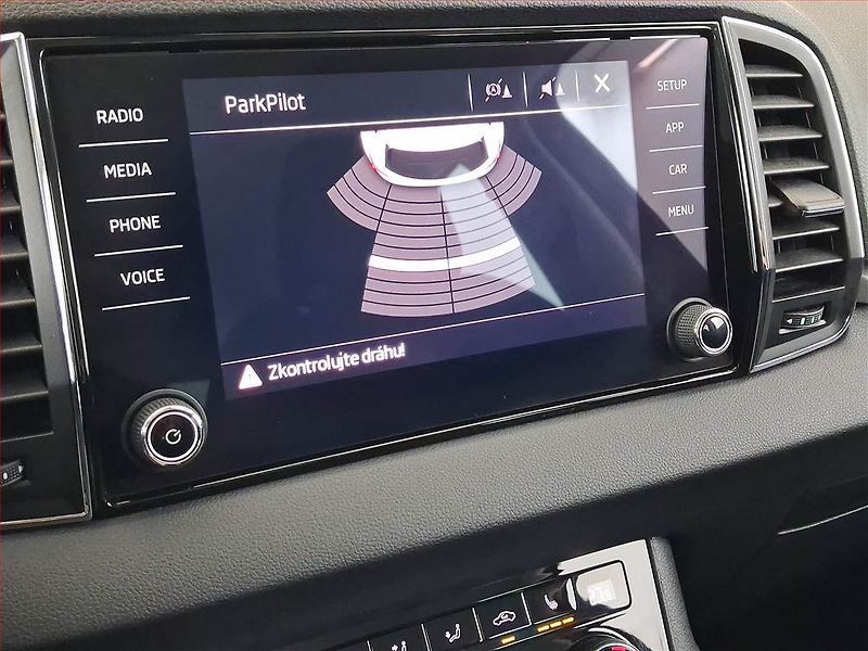 Škoda Karoq (2019) Ambition 2.0 TDI - fotka 19 z 19