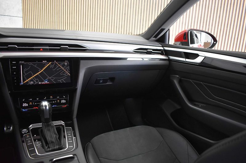 Volkswagen Arteon Shooting Brake TSI 206kW 4x4*R-LINE*TAŽNÉ*ČR1 - fotka 10 z 49