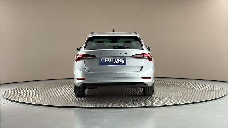Škoda Octavia 2.0 TDI Ambition Combi - fotka 5 z 24