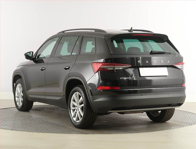 Škoda Kodiaq (2023) Ambition 2.0 TDI, digi klima - fotka 4 z 26