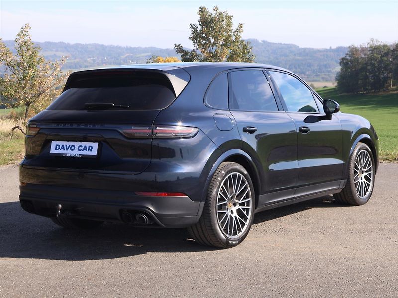 Porsche Cayenne 3,0 EHV 340kW Platinum DPH - fotka 7 z 48
