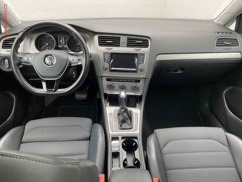 Volkswagen Golf (2013) 2.0 TDi, Comfortline, DSG - fotka 8 z 18