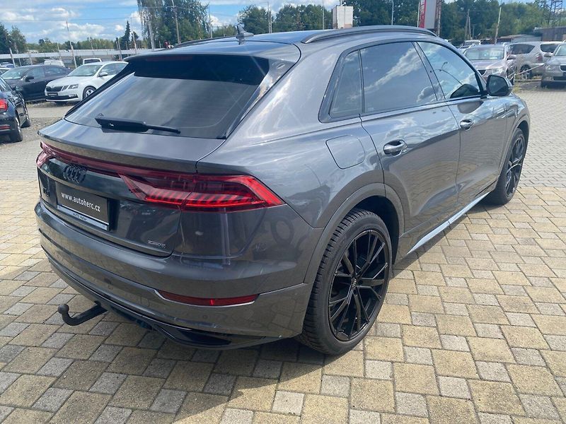 Audi Q8 (2019) 50 3.0 TDi 210kW Quattro Sline - fotka 4 z 35