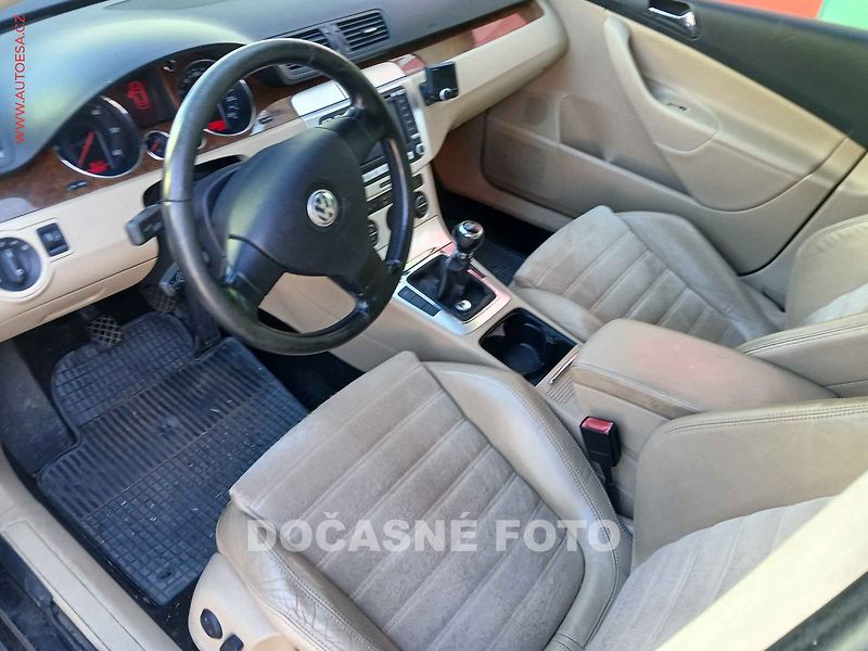 Volkswagen Passat (2006) 2.0 TDi, Klima - fotka 3 z 3