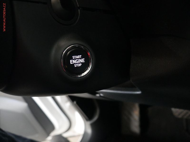 Škoda Karoq (2017) 1.5TSi, ČR, Style, DSG, LED - fotka 14 z 19