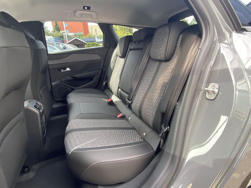 Peugeot 308 (2026) SW ALLURE Hybrid 145 e-DCS6 - fotka 20 z 21