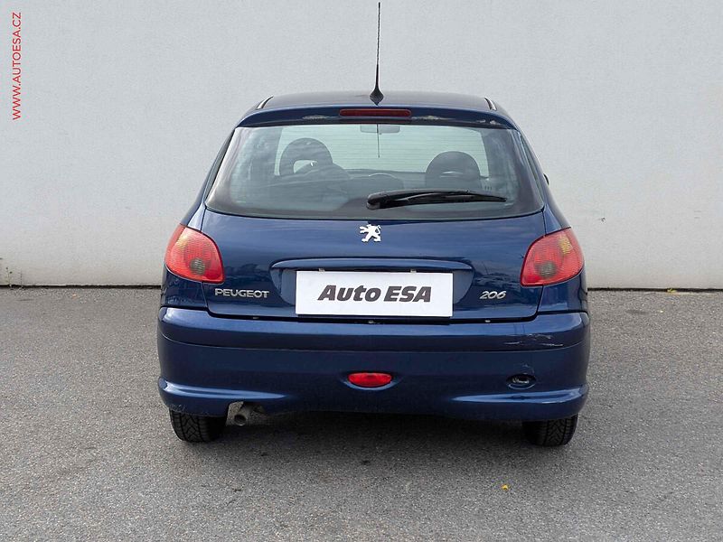 Peugeot 206 (2006) 1.4i, AC - fotka 5 z 19
