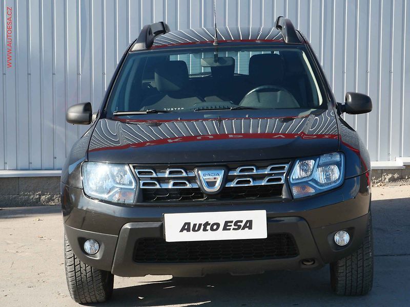 Dacia Duster (2014) 1.6 16V, AC, TZ, park.asist - fotka 2 z 20
