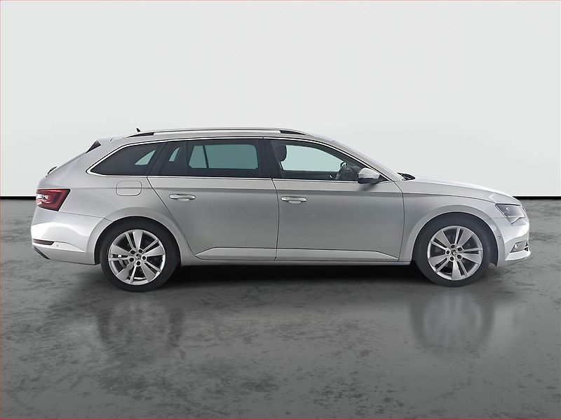 Škoda Superb (2016) Style Plus 2.0 TDI 4x4, 4X4 - fotka 6 z 25