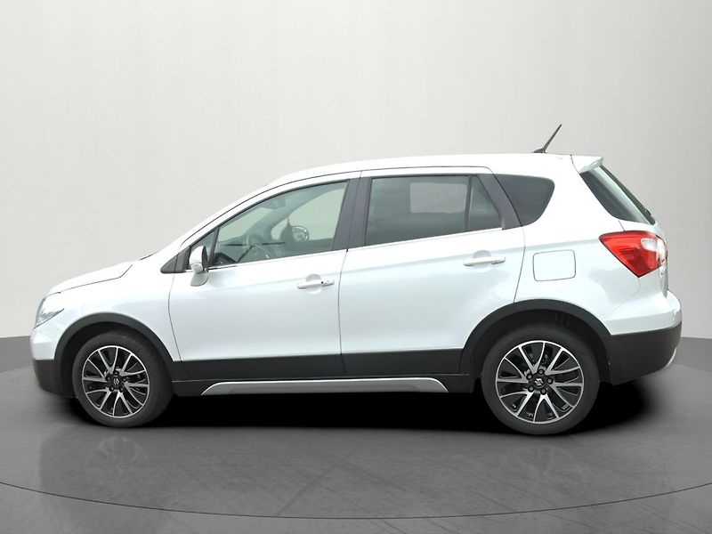 Suzuki SX4 S-Cross Comfort+ 4x4 Navigace Panorama - fotka 5 z 15