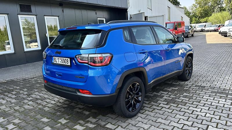 Jeep Compass 1.3T 130k Night Eagle  - fotka 6 z 15