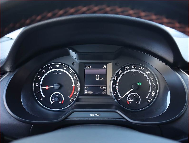 Škoda Octavia (2016) RS 2.0 TDI, Automat, Kůže - fotka 11 z 21