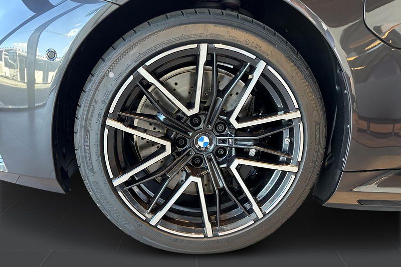BMW M5 - fotka 5 z 10