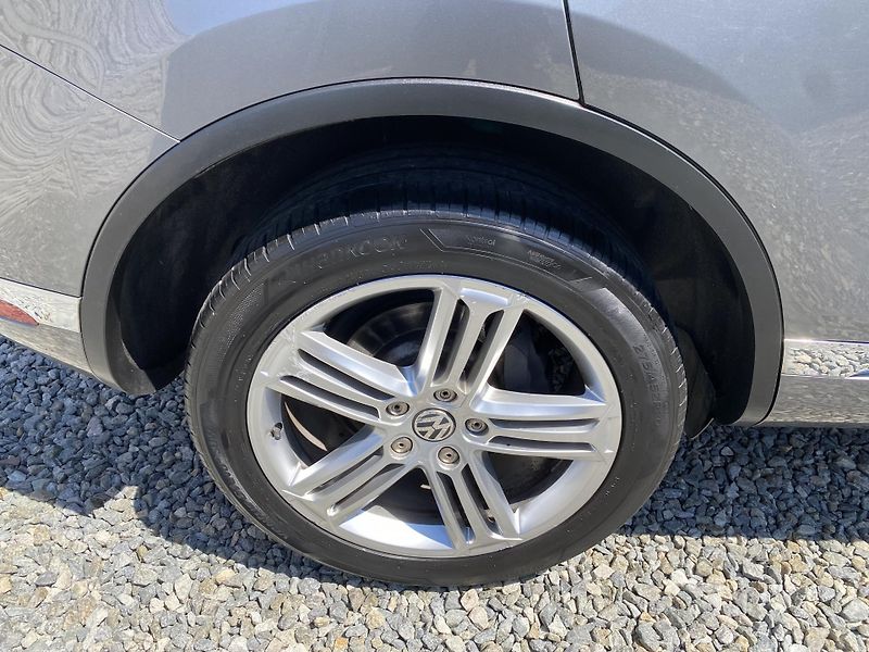 Volkswagen Touareg 3.0TDi 4x4 FL 2017 ELEGANCE 1A - fotka 50 z 176