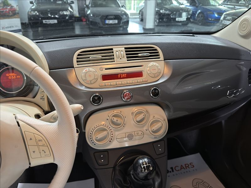Fiat 500 1,2   i PANO SVĚTLÝ INTERIÉR - fotka 9 z 18