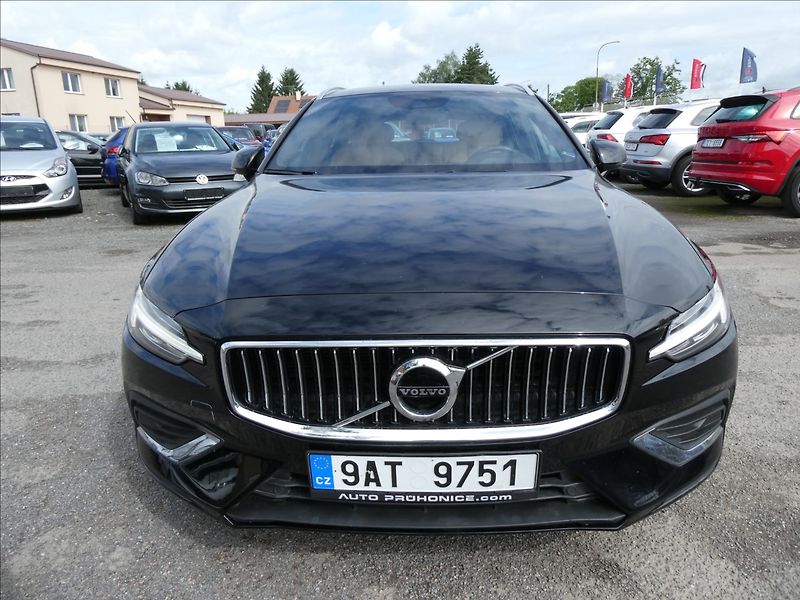 Volvo V60 2,0 D3 AWD Inscription,DPH,ČR - fotka 2 z 41