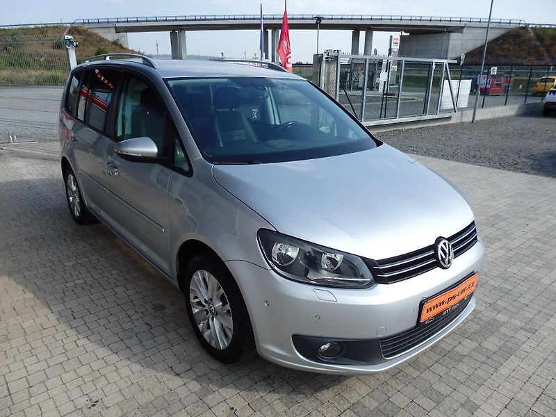 Volkswagen Touran 1.4 TSI 103 kW DIGI.KLIMA LIFE - fotka 3 z 26