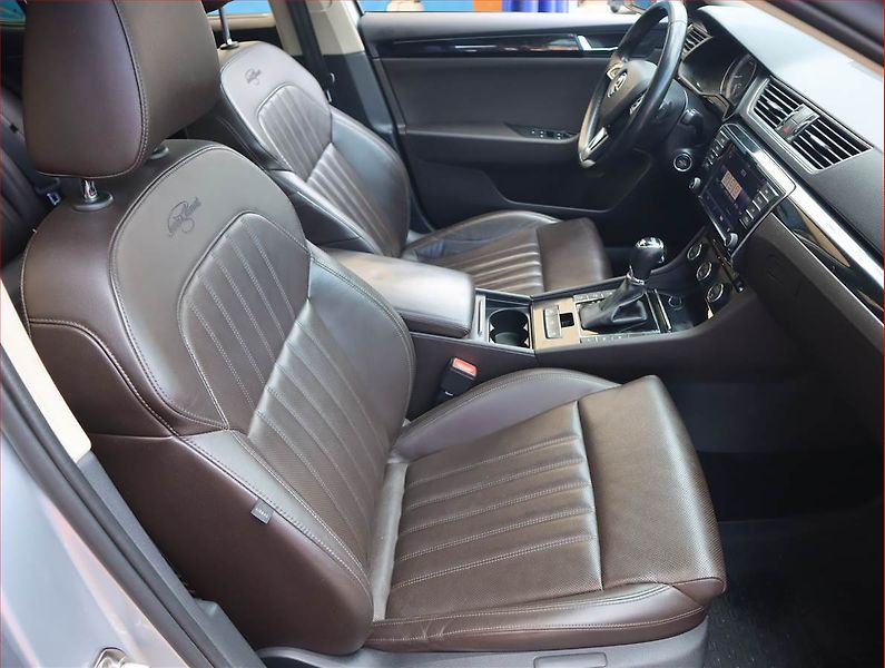 Škoda Superb (2016) 2.0 TSI, 4X4, Automat, Kůže - fotka 9 z 22